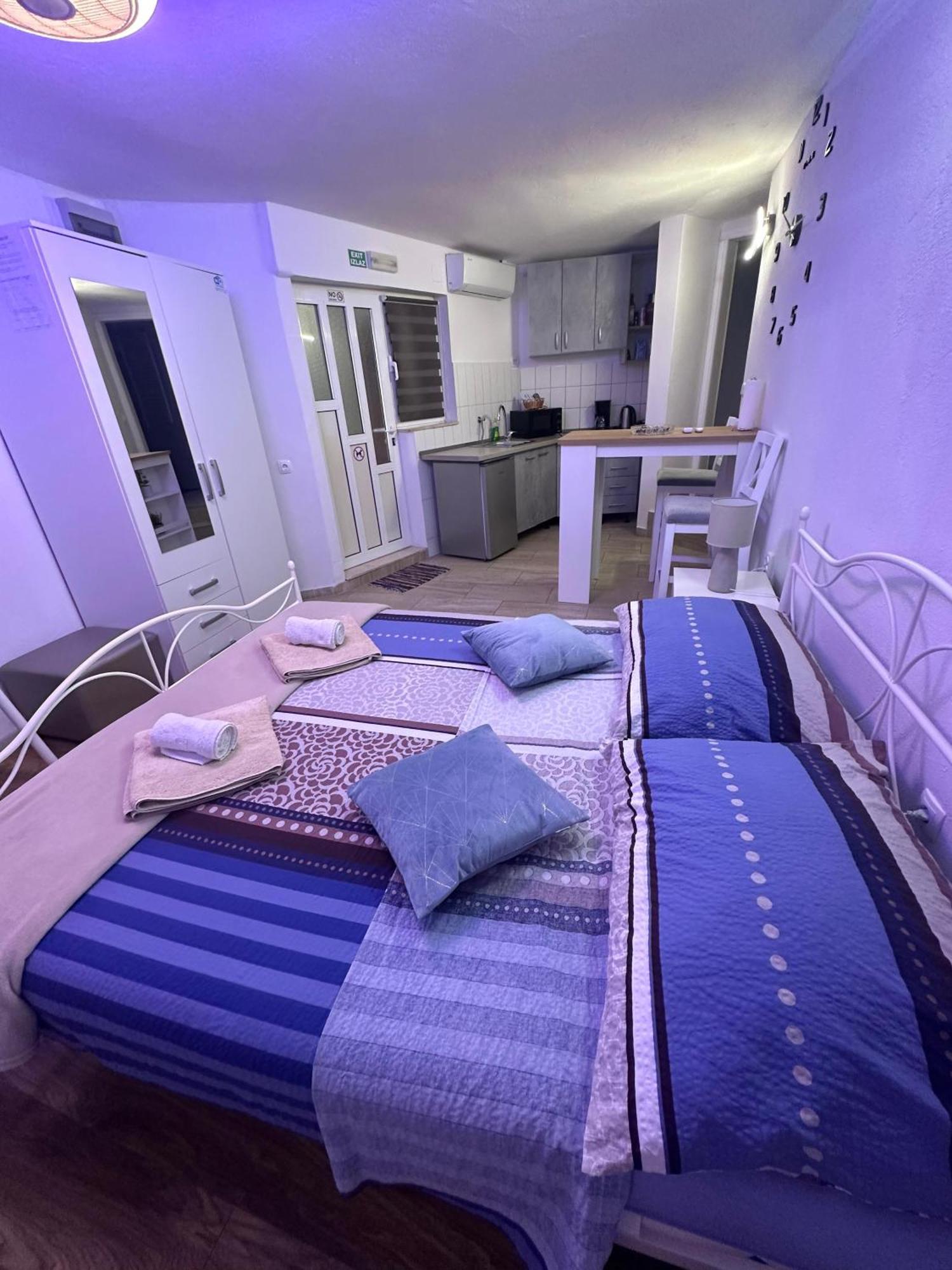 Studio Apartman M&M Split Buitenkant foto